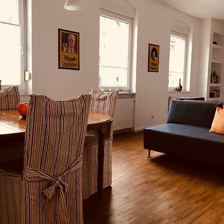 Modernes Apartment - Neustadt/Weinstrasse Stadt Neustadt an der Weinstraße Екстериор снимка